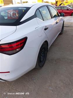 نيسان سنترا